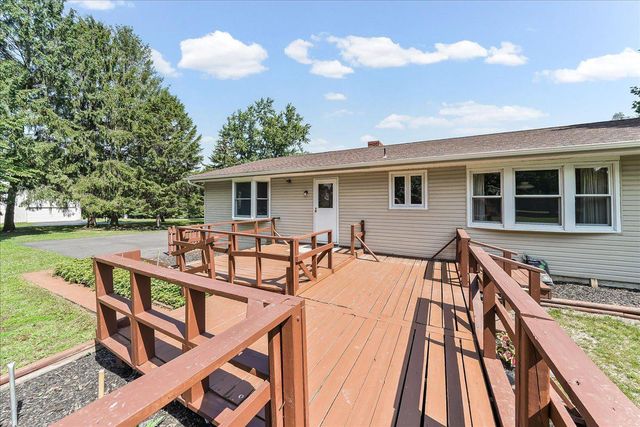 204 SKYCREST DR, Landenberg, PA 19350