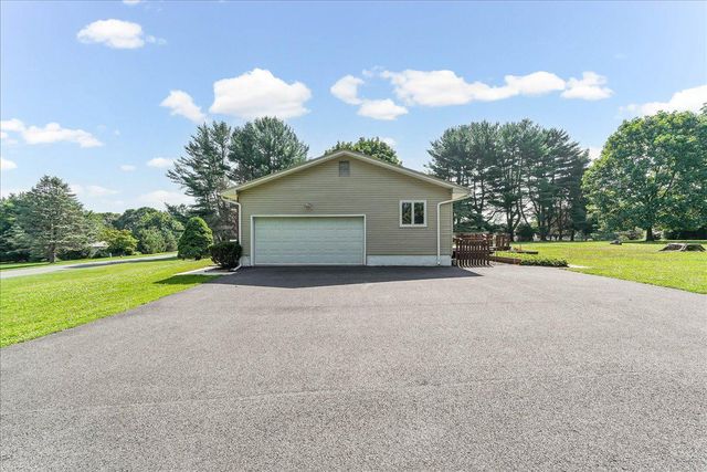 204 SKYCREST DR, Landenberg, PA 19350