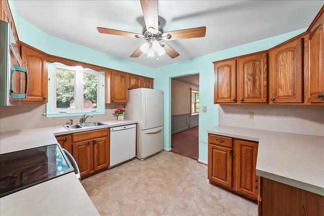 204 SKYCREST DR, Landenberg, PA 19350