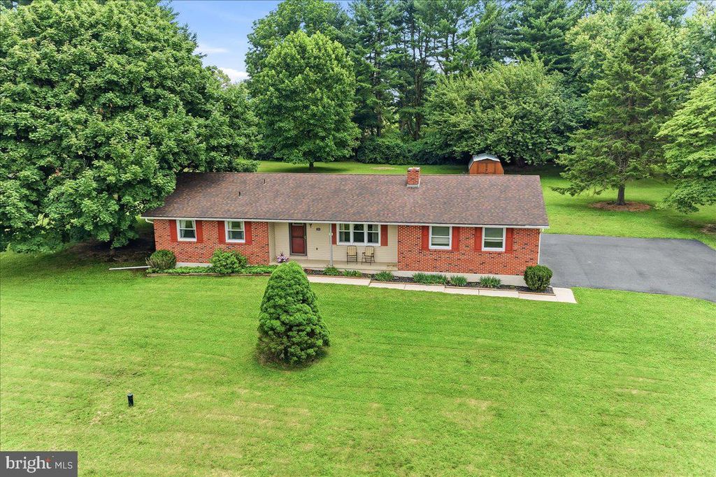 204 SKYCREST DR, Landenberg, PA 19350