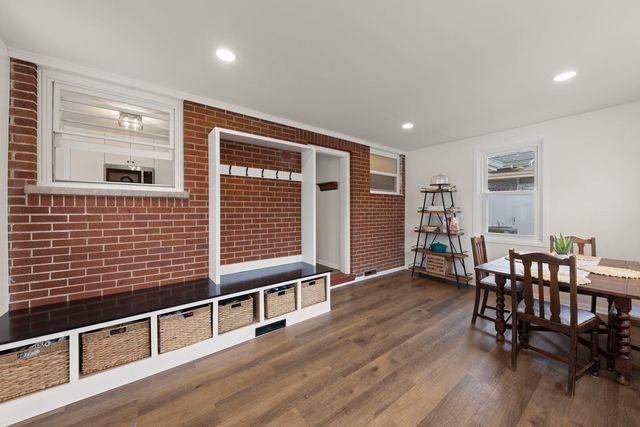 313 N Lombard Avenue, Lombard, IL 60148