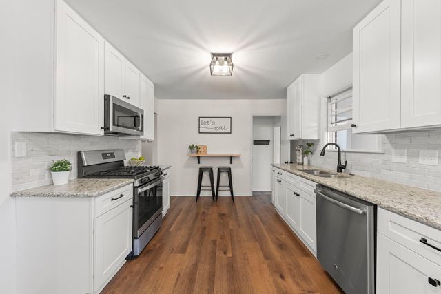 313 N Lombard Avenue, Lombard, IL 60148