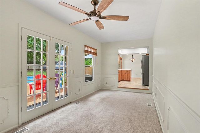 5482 Lindenwood Street, Kalamazoo, MI 49004