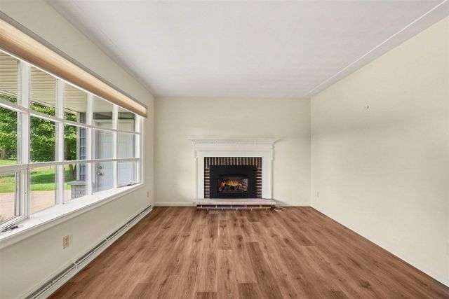 5482 Lindenwood Street, Kalamazoo, MI 49004
