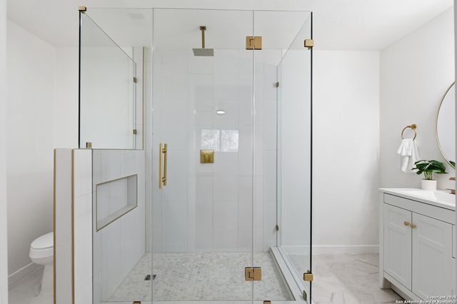 6431 Red Jacket, Leon Valley, TX 78238