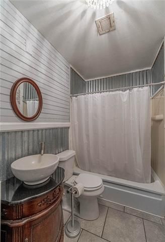 201 DAVIS Drive, Pineville, LA 71360