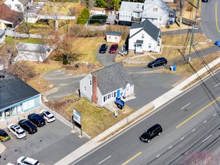 941 Farmington Avenue, Bristol, CT 06010