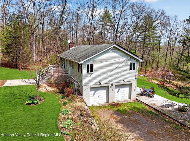 55 G Fischer Rd, Olivebridge, NY 12461