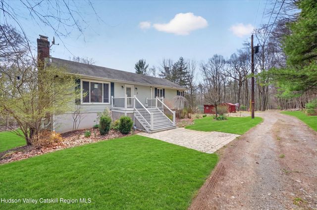 55 G Fischer Rd, Olivebridge, NY 12461