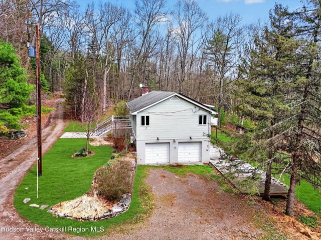 55 G Fischer Rd, Olivebridge, NY 12461