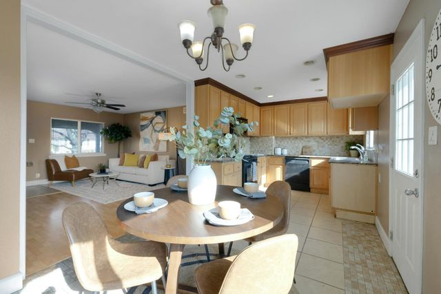 3730 Milton Way, North Highlands, CA 95660