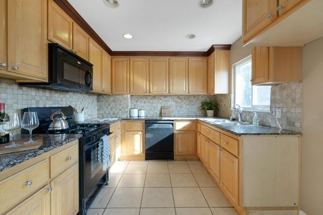 3730 Milton Way, North Highlands, CA 95660