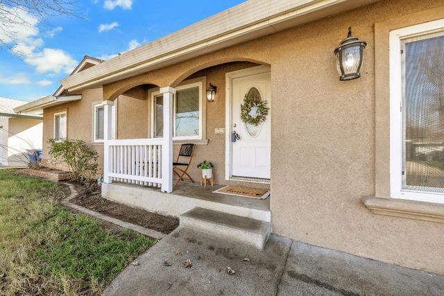3730 Milton Way, North Highlands, CA 95660