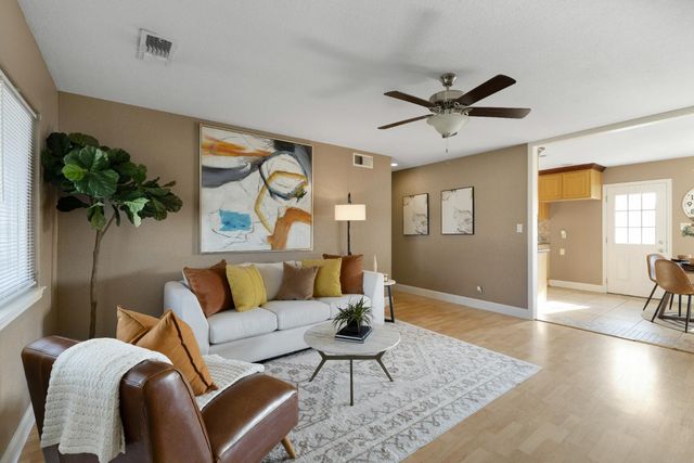 3730 Milton Way, North Highlands, CA 95660