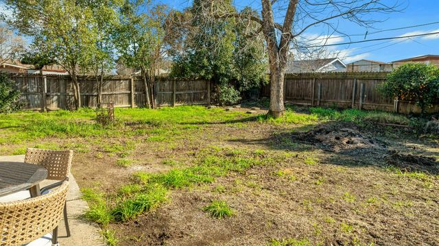 3730 Milton Way, North Highlands, CA 95660