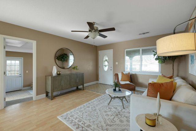 3730 Milton Way, North Highlands, CA 95660