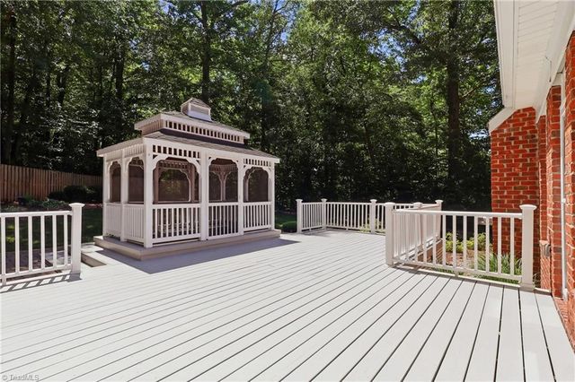 5305 Ridge Trail Road, Summerfield, NC 27358