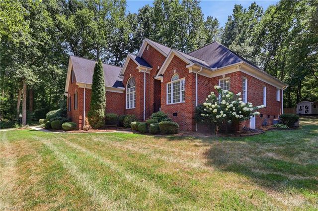 5305 Ridge Trail Road, Summerfield, NC 27358