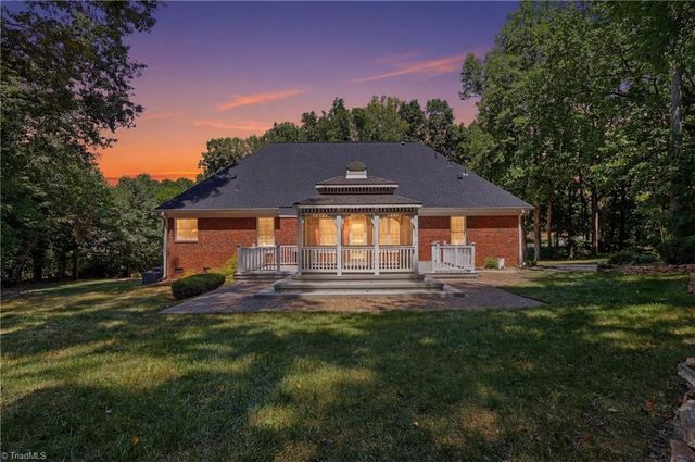 5305 Ridge Trail Road, Summerfield, NC 27358