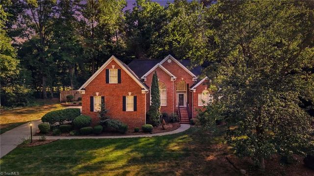 5305 Ridge Trail Road, Summerfield, NC 27358