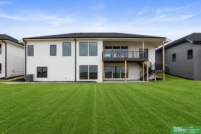 5811 N 197th Street, Elkhorn, NE 68022