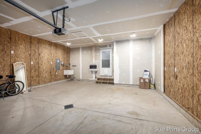 2275 Shorrock Street, Muskegon, MI 49442