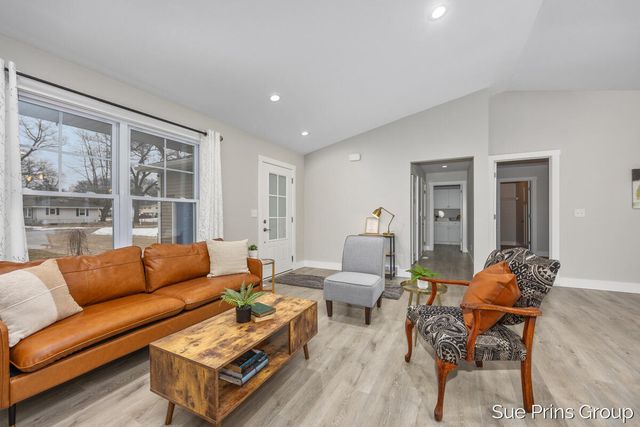 2275 Shorrock Street, Muskegon, MI 49442