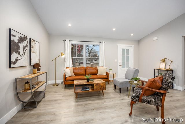 2275 Shorrock Street, Muskegon, MI 49442