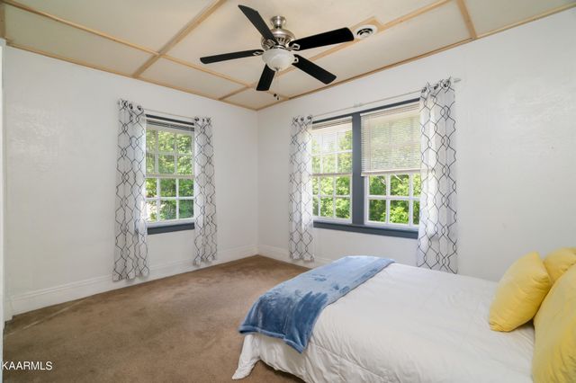 1243 Exeter Ave, Knoxville, TN 37921