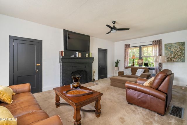 1243 Exeter Ave, Knoxville, TN 37921