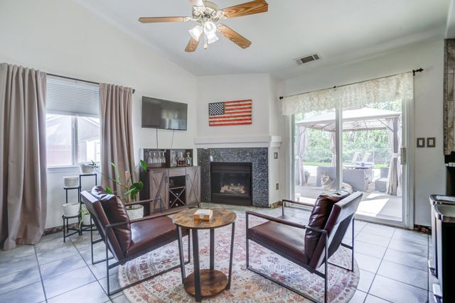 22579 N Marina Way, Cottonwood, CA 96022