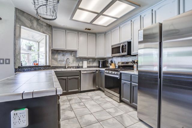 22579 N Marina Way, Cottonwood, CA 96022