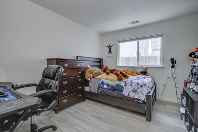 22579 N Marina Way, Cottonwood, CA 96022