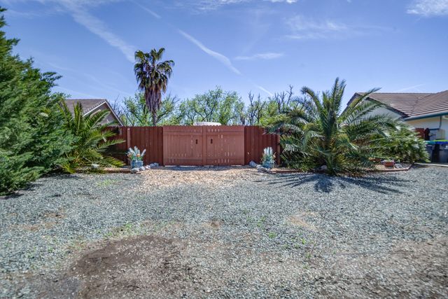 22579 N Marina Way, Cottonwood, CA 96022