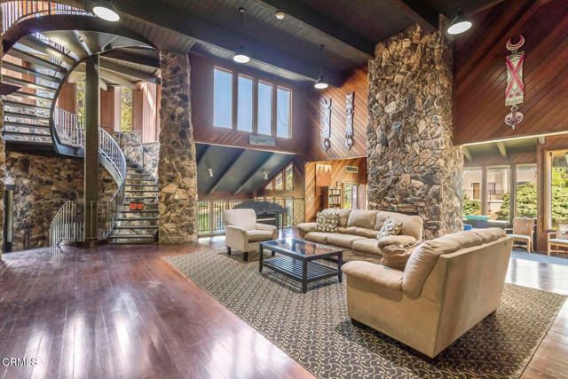 4944 Maytime Lane, Culver City, CA 90230