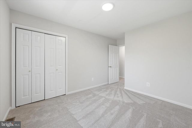 4556 LAWNVALE DR, Gainesville, VA 20155