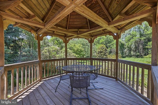 4556 LAWNVALE DR, Gainesville, VA 20155