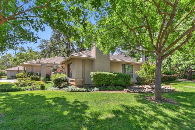 11225 Crocker Grove Ln, Gold River, CA 95670