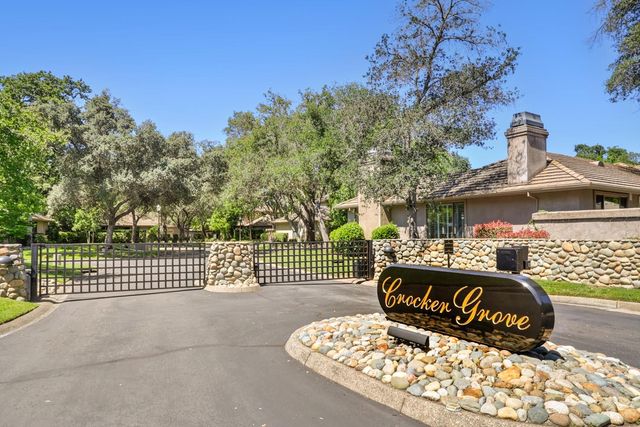 11225 Crocker Grove Ln, Gold River, CA 95670
