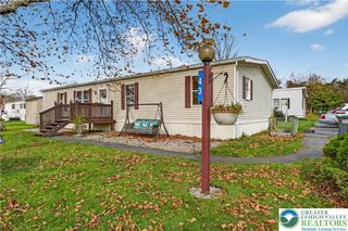 43 Oakwood Court, East Allen Twp, PA 18014