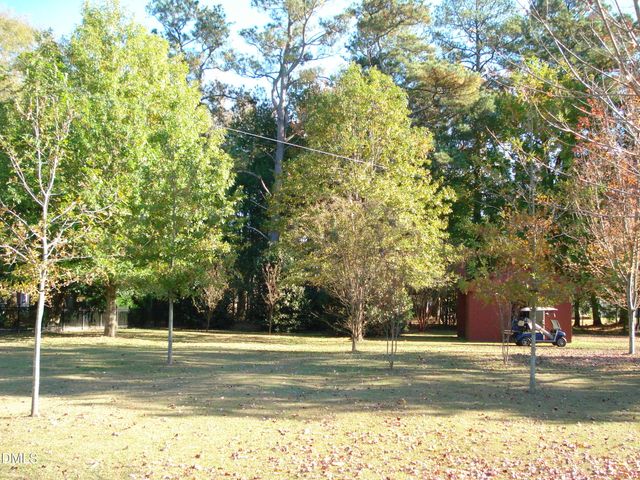 758 Antioch Church Road, Dunn, NC 28334