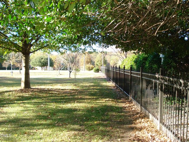 758 Antioch Church Road, Dunn, NC 28334