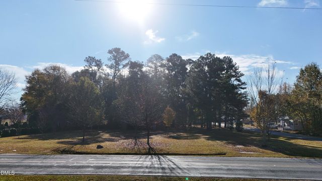 758 Antioch Church Road, Dunn, NC 28334