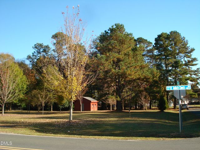 758 Antioch Church Road, Dunn, NC 28334