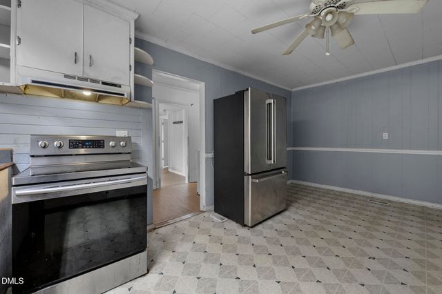8909 Green Level Church Road, Cary, NC 27519