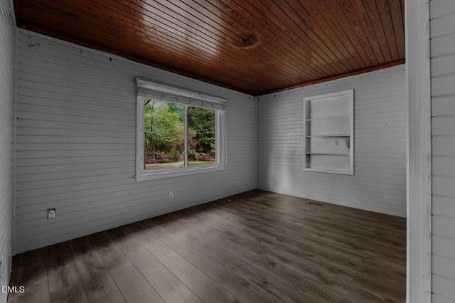 8909 Green Level Church Road, Cary, NC 27519