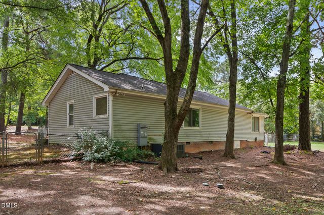 8909 Green Level Church Road, Cary, NC 27519