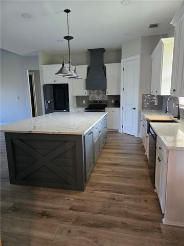 1741 County Road 320, Centerville, TX 75833