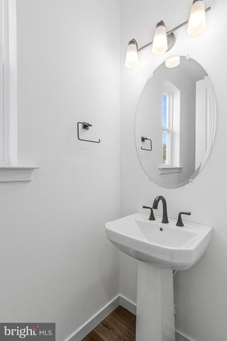 5722 HOWARD DR, Glen Burnie, MD 21061