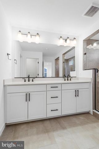 5722 HOWARD DR, Glen Burnie, MD 21061